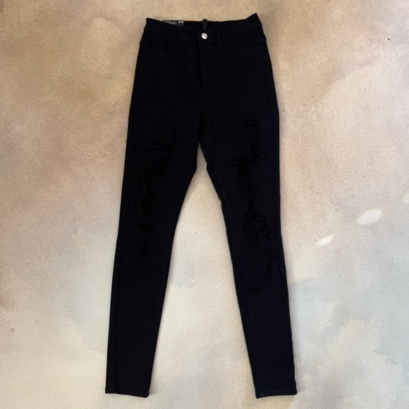 DIVIDED Black Super Skinny Jeans, Size 6, NEW WITH TAGS 🤩 - Picture 1 of 10